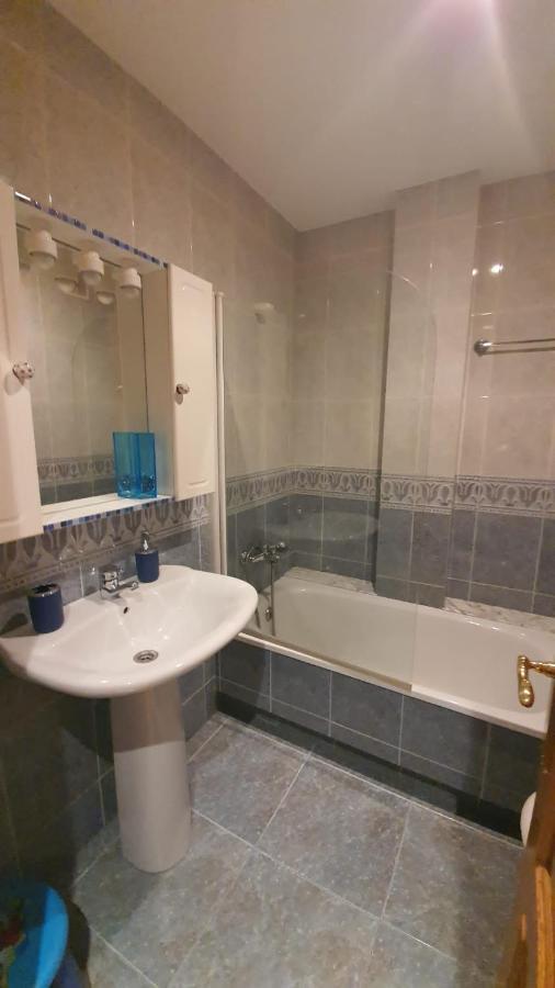 Apartamento O Xardin รีบาเดโอ ภายนอก รูปภาพ