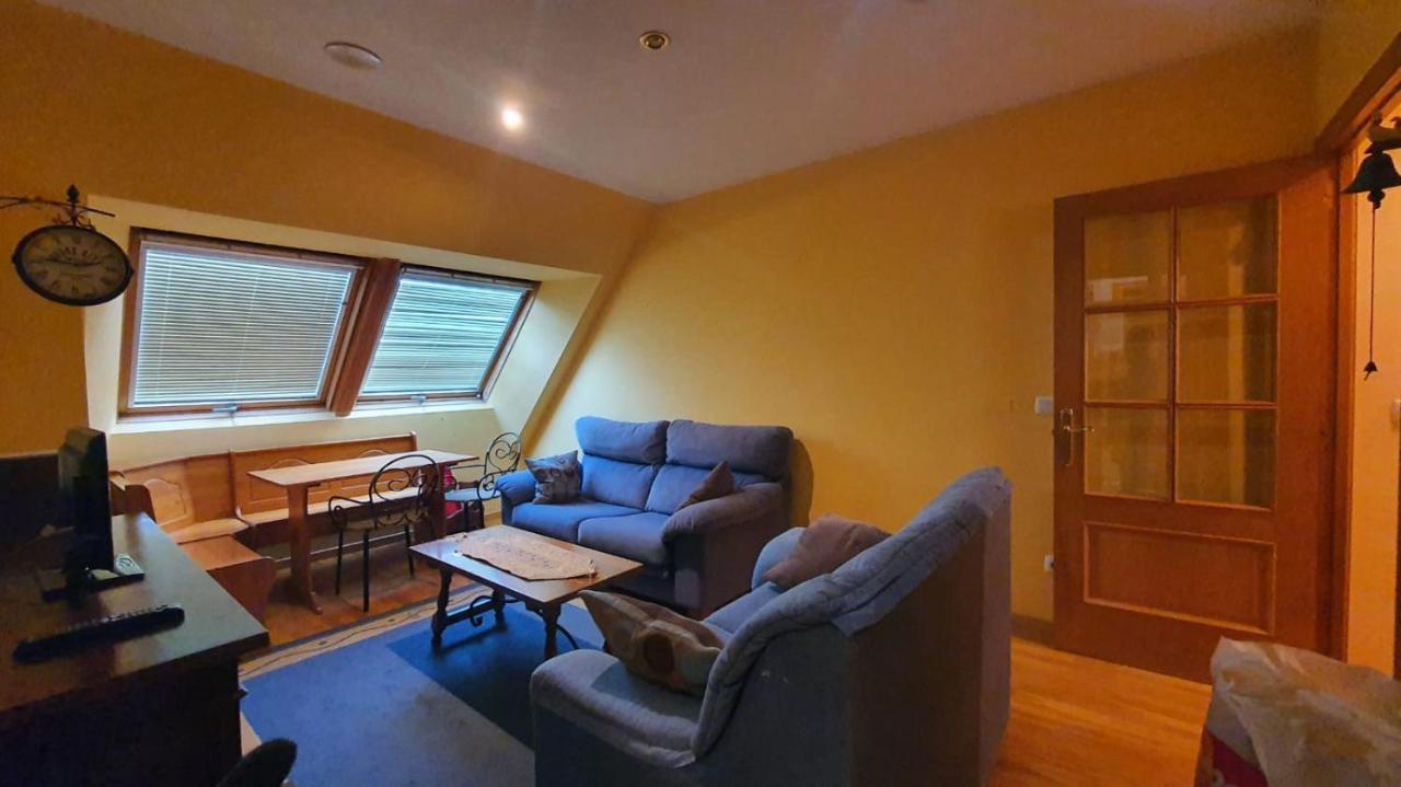 Apartamento O Xardin รีบาเดโอ ภายนอก รูปภาพ